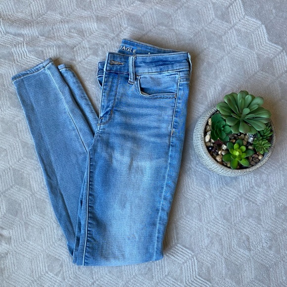 AEO High Rise Skinny Jeans Super Stretch - Picture 2 of 3